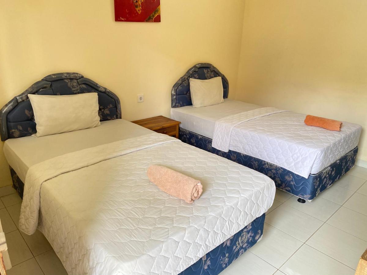Twins Homestay Canggu Dış mekan fotoğraf