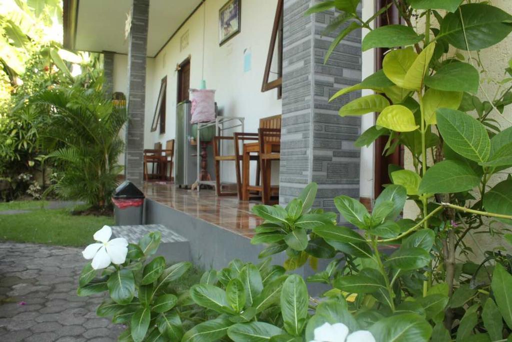 Twins Homestay Canggu Dış mekan fotoğraf